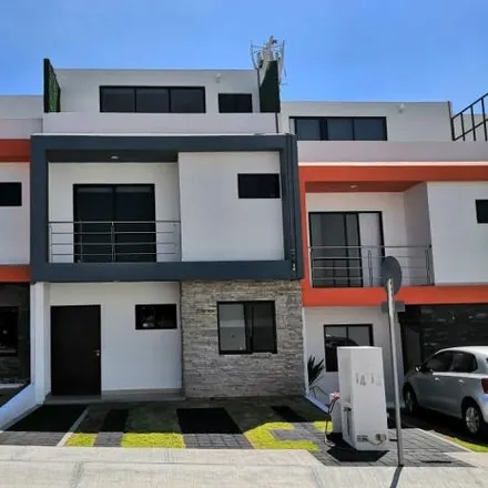 Rent this 4 bed house on unnamed road in Delegación Epigmenio González, 76146
