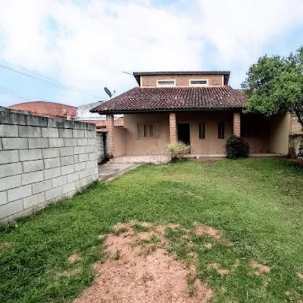 Rent this 3 bed house on Rua Campinas in Praia das Palmeiras, Caraguatatuba - SP