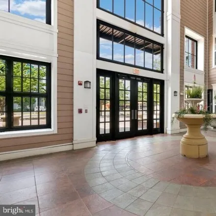 Image 3 - The Fitz, 501 Hungerford Drive, Rockville, MD 20850, USA - Condo for sale
