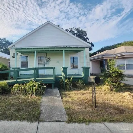 Buy this 2 bed house on First United Methodist Church in East Belmont Street, Pensacola