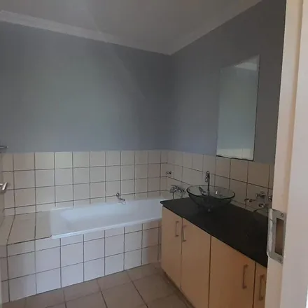 Rent this 2 bed apartment on Main Avenue in Riviera, Johannesburg