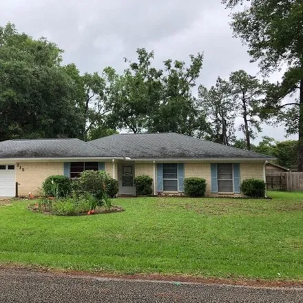 Buy this 3 bed house on 716 Kingsford Drive in Fletcher, Lumberton