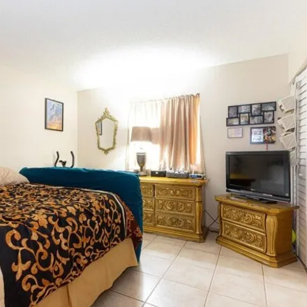 Image 4 - 6028 Forest Hill Blvd Apt 205, West Palm Beach, Florida, 33415 - Condo for sale