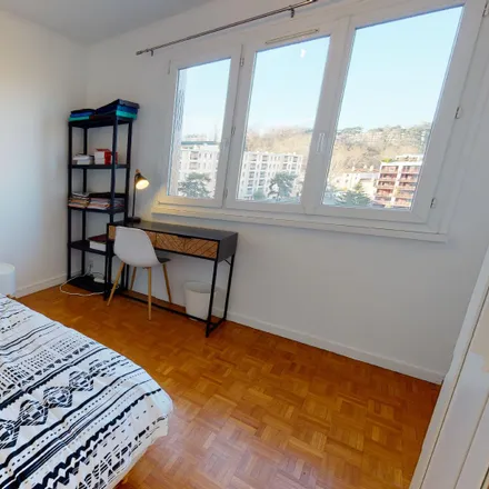 Rent this 1 bed room on 9 rue du Béal