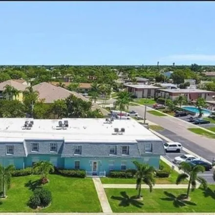 Image 2 - 421 Bald Eagle Drive, Marco Island, FL 34145, USA - Condo for rent