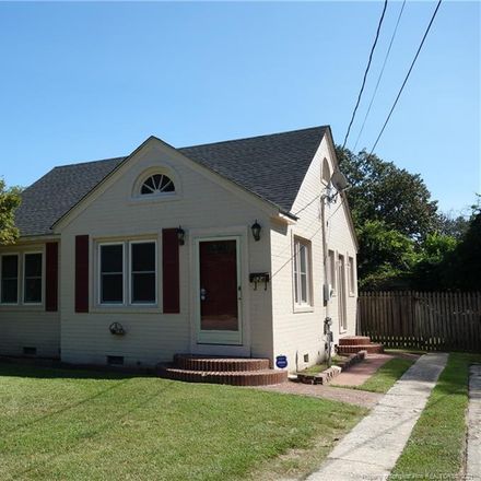 Rent this 2 bed house on 524 East 10th Street in Lumberton, NC 28358
