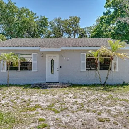 Buy this 3 bed house on 746 16th Avenue West in Palmetto, FL 34221