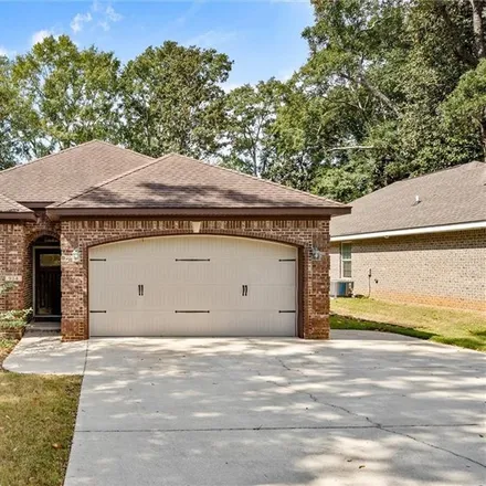 Buy this 4 bed house on 914 Henckley Avenue in Mobile, AL 36609