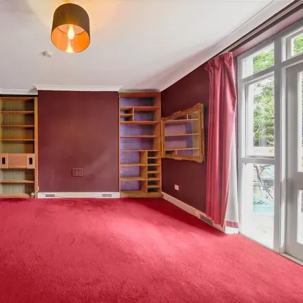 Image 5 - 36 Lawford Road, London, NW5 2LH, United Kingdom - Apartment for rent