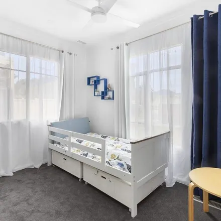 Image 8 - 46 Tristania Street, Doveton VIC 3177, Australia - Apartment for rent