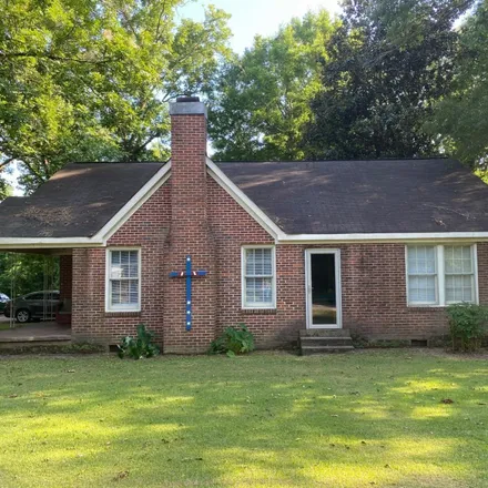 Buy this studio house on 103 5th Avenue Northeast in Reform, Pickens County
