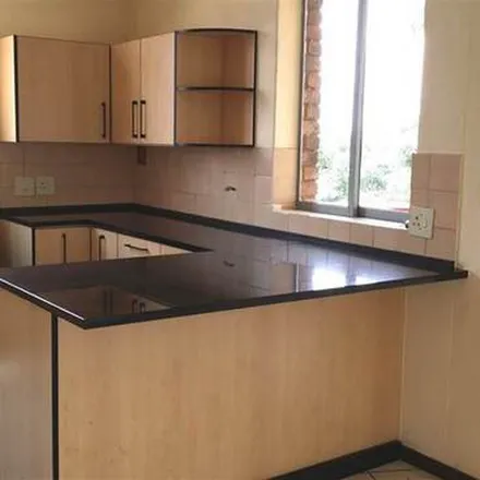 Rent this 2 bed apartment on unnamed road in Lydiana, Pretoria