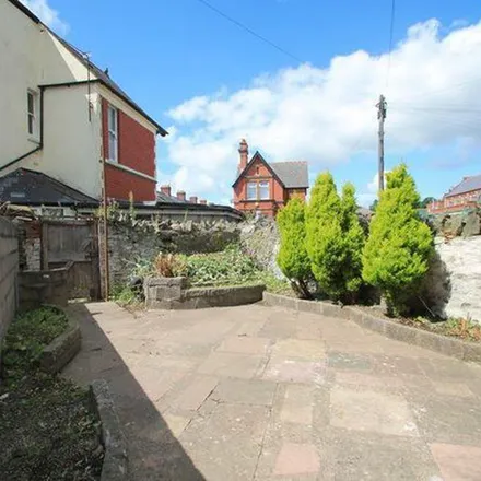 Rent this 6 bed townhouse on Treorky Street in Cardiff Cycleway 1, Cardiff