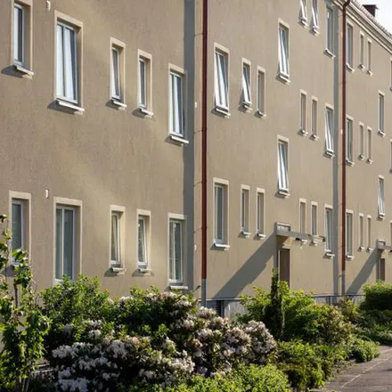 Rent this 2 bed apartment on Eketrägatan 8 in 418 73 Gothenburg, Sweden