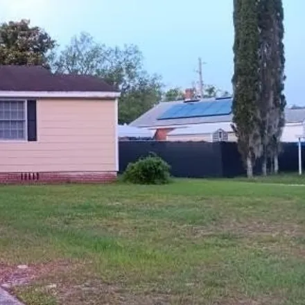 Buy this 2 bed house on 542 W 66th St in Jacksonville, Florida