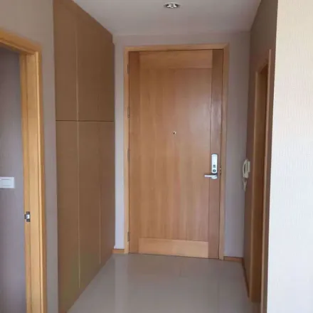Image 2 - Phla Phong Phanit Road, Khlong Toei District, 10110, Thailand - Apartment for rent