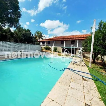 Buy this 5 bed house on Rua dos Expedicionários in Santa Amélia, Belo Horizonte - MG