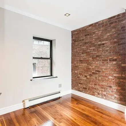 Rent this 4 bed apartment on 920 2nd Avenue in New York, NY 10017