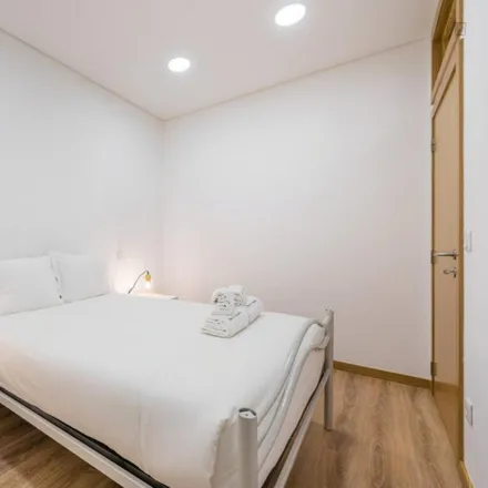 Rent this 2 bed apartment on Largo da Fontinha in 4000-201 Porto, Portugal