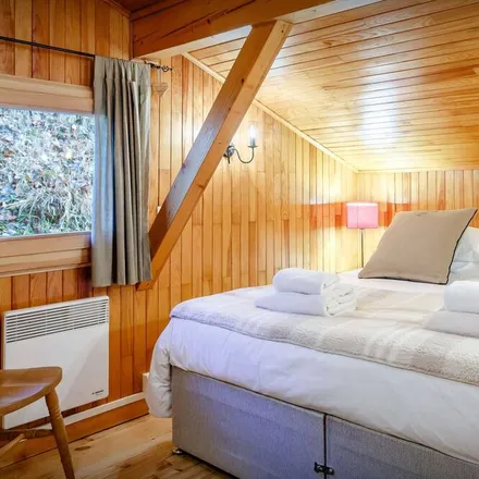 Rent this 5 bed house on 74110 Morzine
