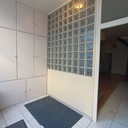 Rent this 3 bed apartment on Tiensestraat 236 in 3000 Leuven, Belgium