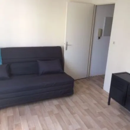 Rent this 1 bed apartment on 22bis Rue du Fourbastard in 31000 Toulouse, France