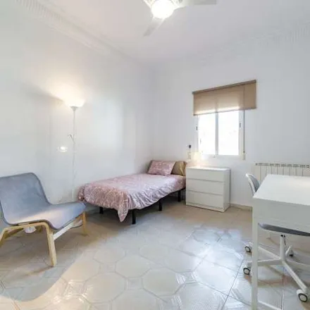 Image 7 - Carrer de Lo Rat Penat, 3, 46023 Valencia, Spain - Apartment for rent