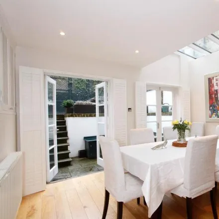 Image 3 - Avalon Road, London, SW6 2EU, United Kingdom - House for rent