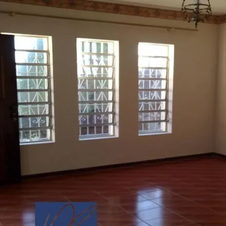 Rent this 2 bed house on Rua Alfredo Ortenzi in Jardim São José, Bragança Paulista - SP
