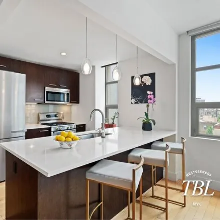 Image 4 - 5-9 48th Ave Unit 5M, New York, 11101 - Condo for sale