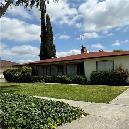Buy this 3 bed house on Saint Thomas More Catholic School in Fremont Avenue, Alhambra