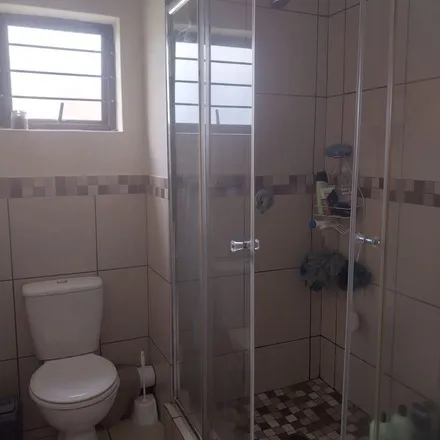 Rent this 2 bed apartment on unnamed road in Barbeque Downs, Randburg