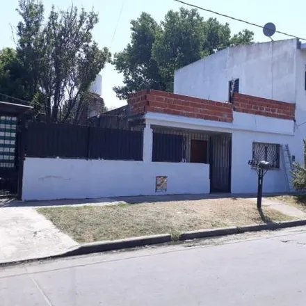 Buy this 3 bed house on La Calandria in Partido de Lomas de Zamora, San José
