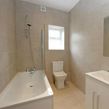 Image 4 - Spencer Road, London, CR2 7EL, United Kingdom - Apartment for rent