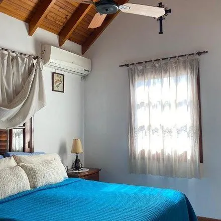 Buy this 3 bed house on Doctor Estanislao S. Zeballos 2907 in Crucecita, 1870 Sarandí