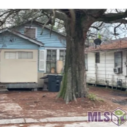 Buy this 2 bed house on 1403 North 39th Street in Greenville, Baton Rouge