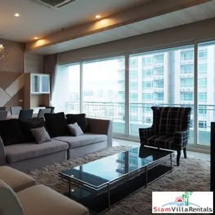 Rent this 3 bed apartment on Don Bosco Technological College in 1643/3, Phetchaburi Road