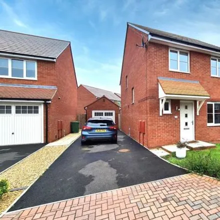Buy this 4 bed house on Compton Close in Stonehouse, GL10 3GX