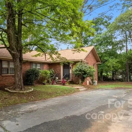 Buy this 5 bed duplex on 1178 West Dresden Drive in Charlotte, NC 28205