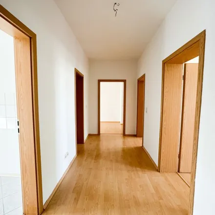 Image 2 - Limbacher Straße 286, 09116 Chemnitz, Germany - Apartment for rent