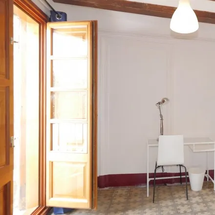 Image 2 - Carrer d'en Quintana, 8, 08002 Barcelona, Spain - Room for rent