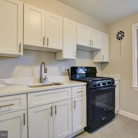 Image 4 - 6722 West Wakefield Drive, Belle Haven, Fairfax County, VA 22307, USA - Condo for sale