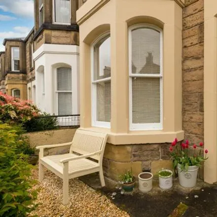 Buy this 1 bed apartment on Shaftesbury Park in City of Edinburgh, EH11 1SR