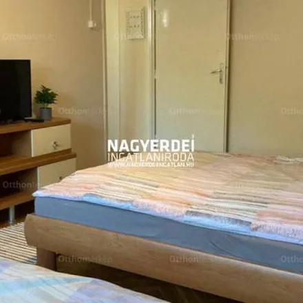 Rent this 3 bed apartment on Vojtina Bábszinház in Debrecen, Péterfia utca