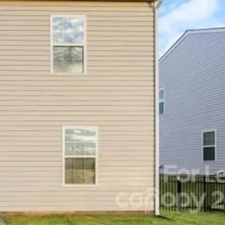 Image 3 - unnamed road, Mitchell Aire, Statesville, NC, USA - House for rent