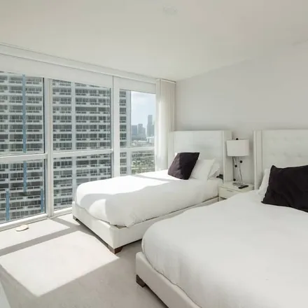 Image 7 - Miami, FL - Condo for rent