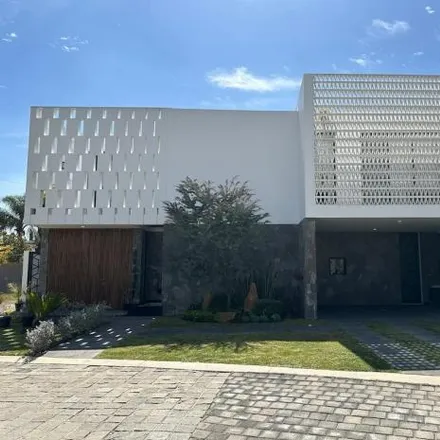 Buy this 5 bed house on Calle Hacienda San Acasio in 45220 Zapopan, JAL