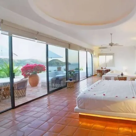Rent this 4 bed house on 40880 Zihuatanejo in GRO, Mexico