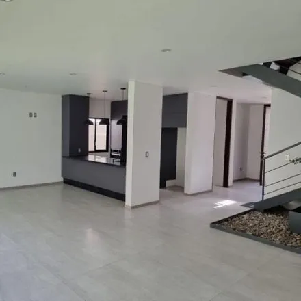Buy this 4 bed house on Circuito de los Pinos in Los Robles Residencial, 45230 Región Centro