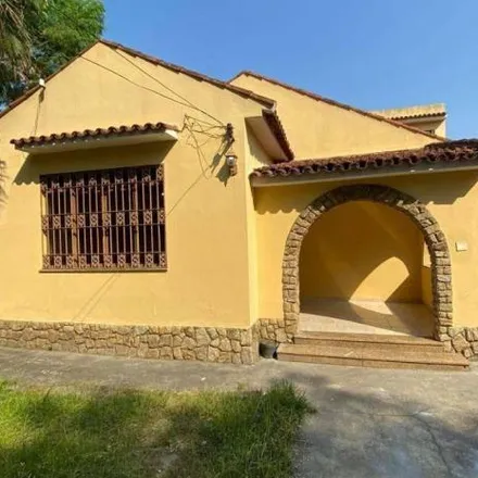 Rent this 4 bed house on Escola Municipal Virgilio Várzea in Rua José Silva, Pechincha